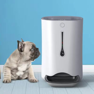 WiFi Pet Feeder with Camera – Feed, Watch, and Talk to Your Pet from Anywhere
