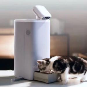 Pet Feeder with Camera – 360° Auto-Tracking and Interactive Laser